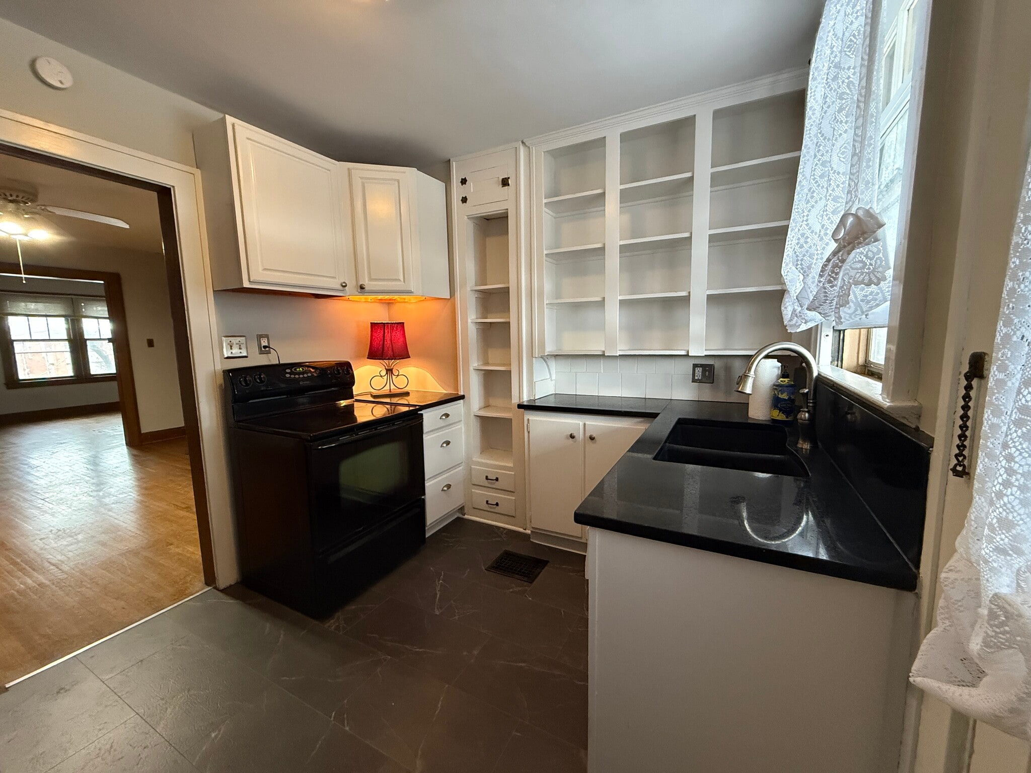 Kitchen - 40 W Tompkins St