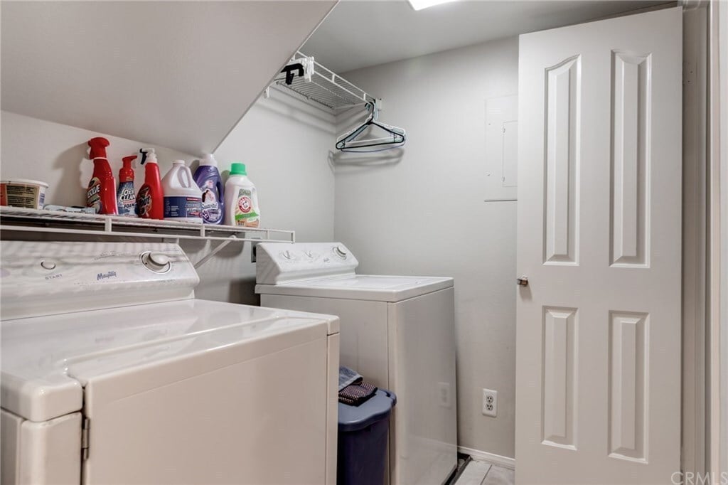 Building Photo - 13383 Savanna