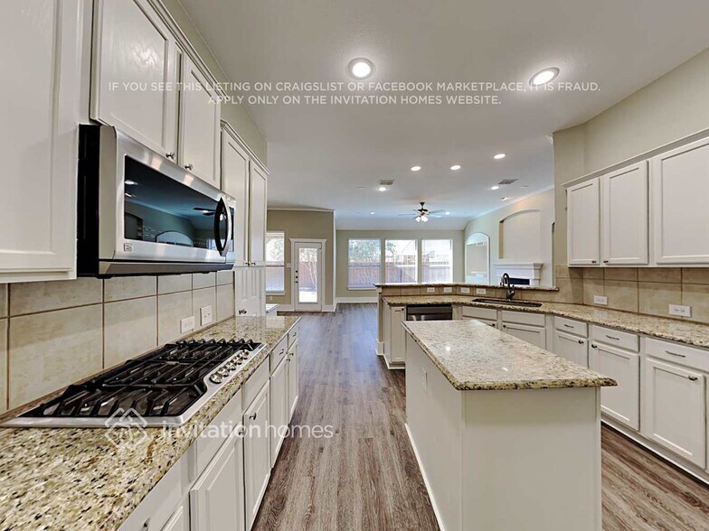 Building Photo - 1006 Eagle Nest Ave