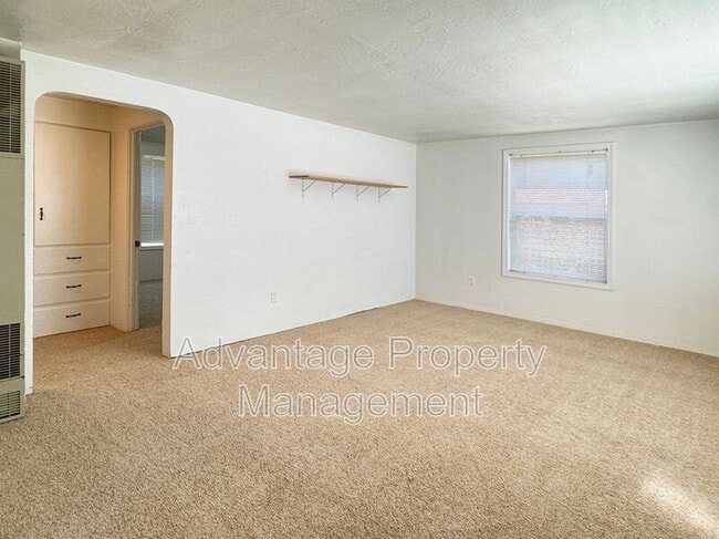 Building Photo - 2353 NW Fillmore Ave