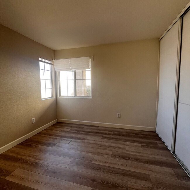 Building Photo - 13649 Glengarry Dr