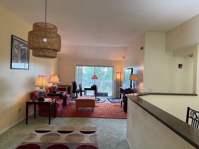 Building Photo - 2020 St Regis Dr