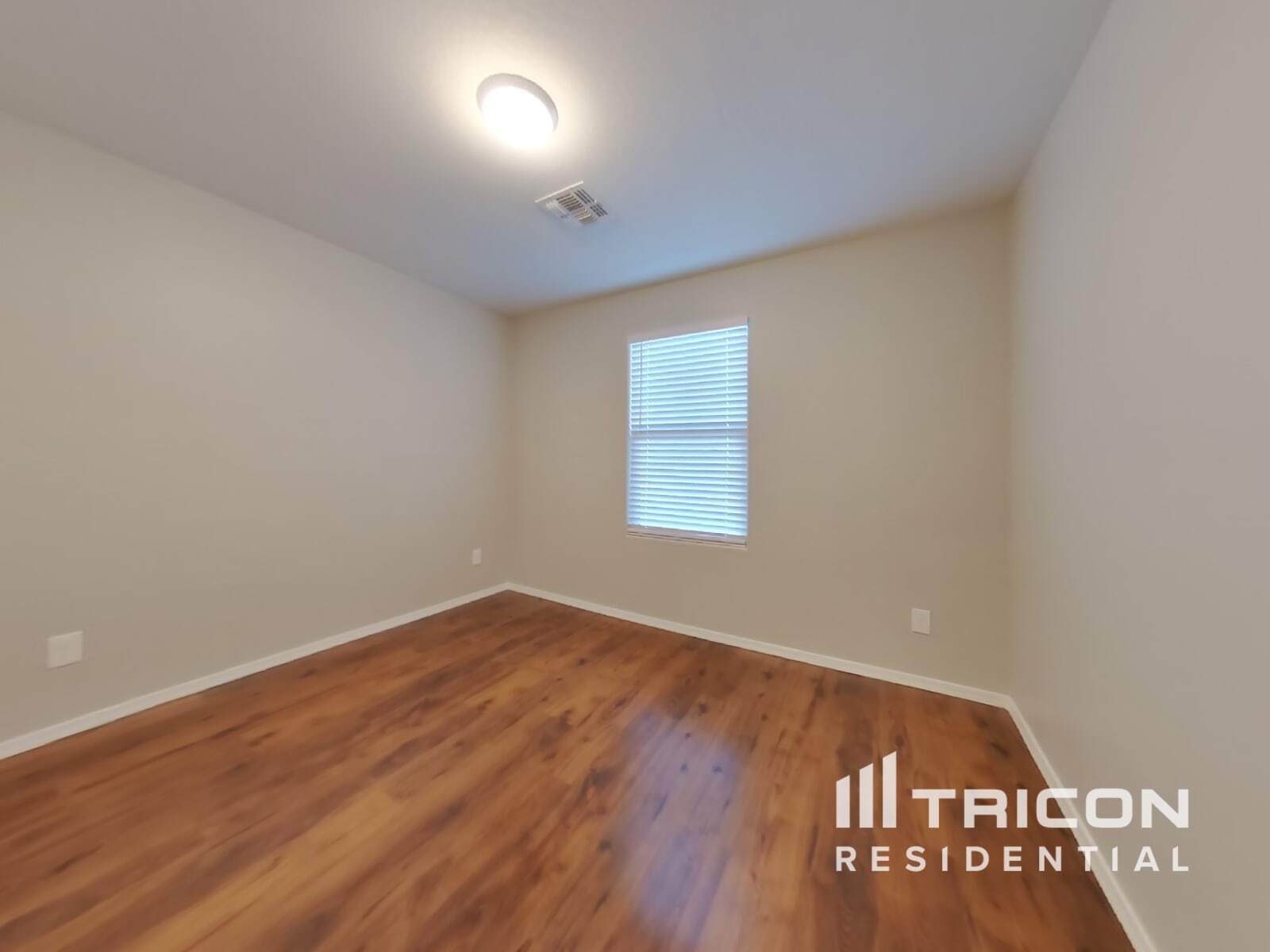 Building Photo - 11940 W El Cortez Pl