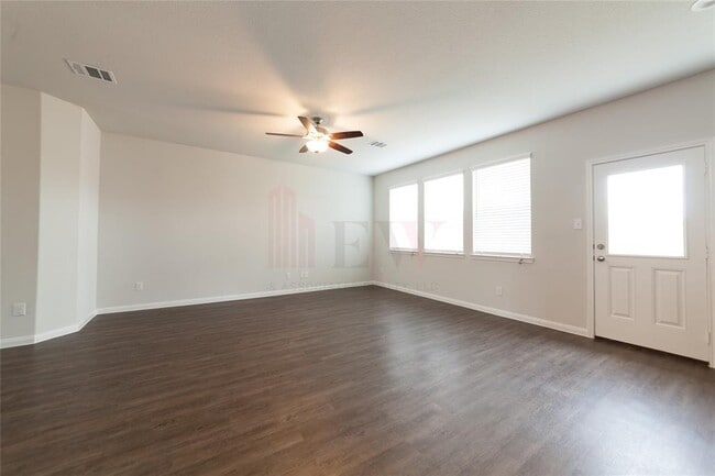Building Photo - 2906 Orchid Ranch Dr