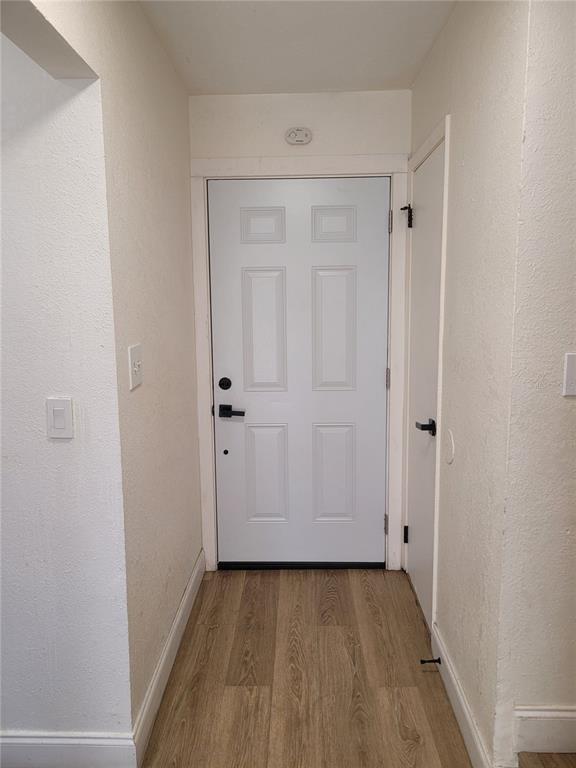 Building Photo - 1236 Dovehill Dr