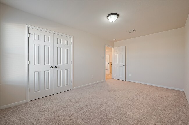 Building Photo - 6706 Honey Harvest Ln
