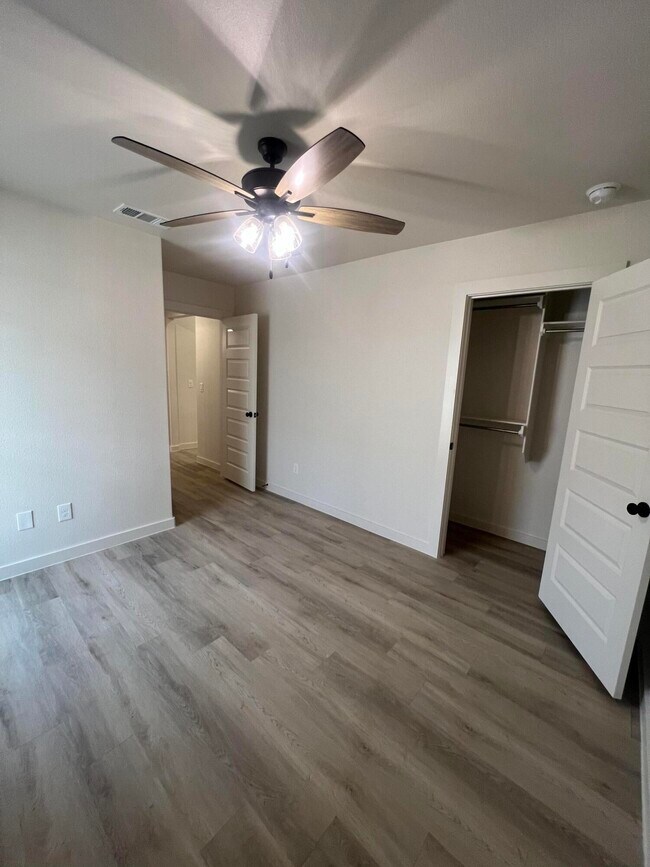 Building Photo - 13815 Gary Ave