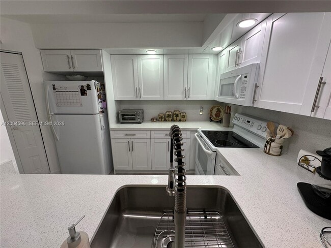 Building Photo - 12650 SW 6th St