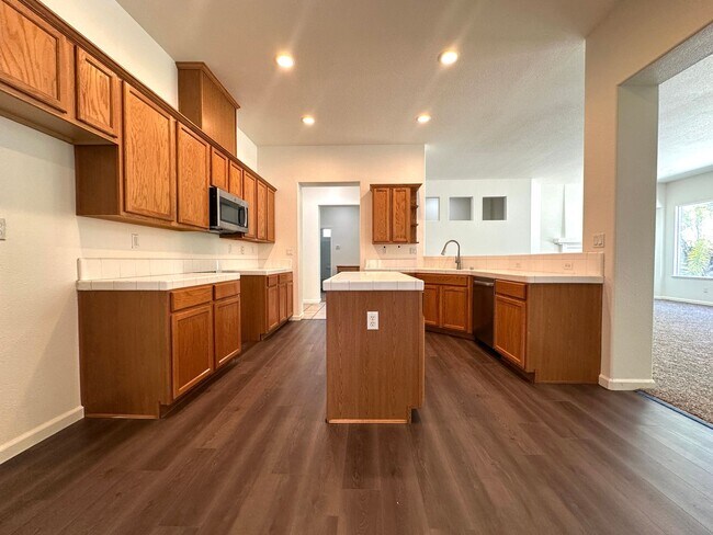Building Photo - 1817 Briar Brook Ct