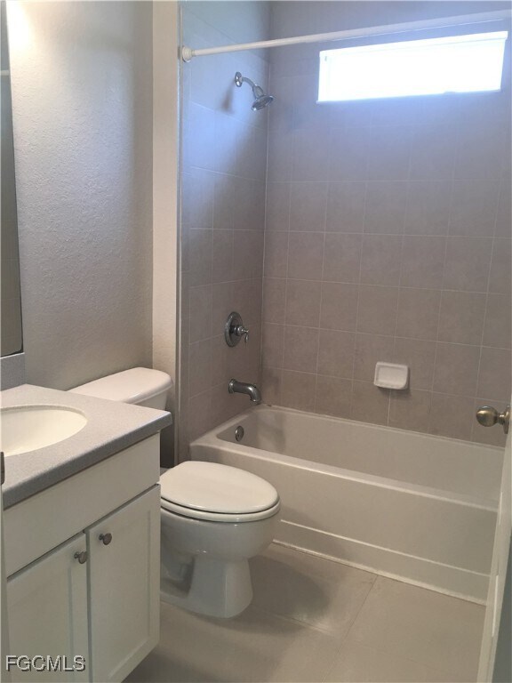 Building Photo - 9019 Gladiolus Preserve Cir