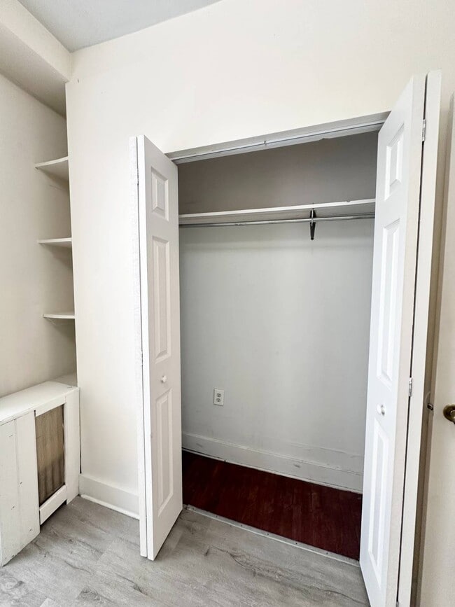 Building Photo - 34 Washington St