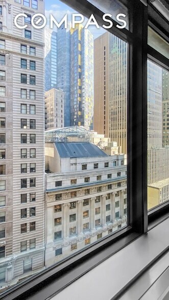 Building Photo - 40 Broad St