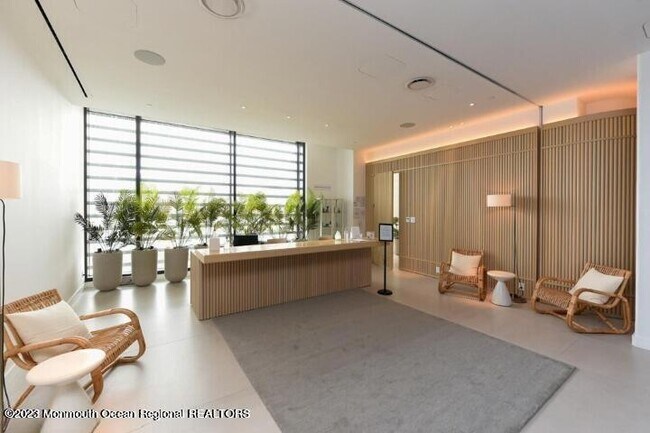 Building Photo - 1101 Ocean Ave N