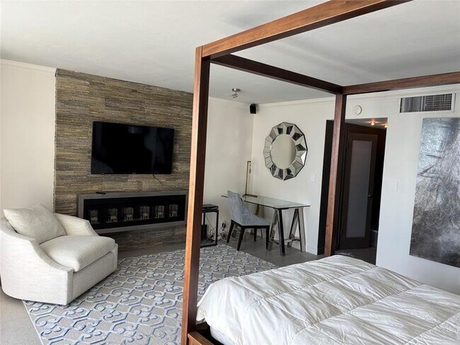 Building Photo - 1200 West Ave