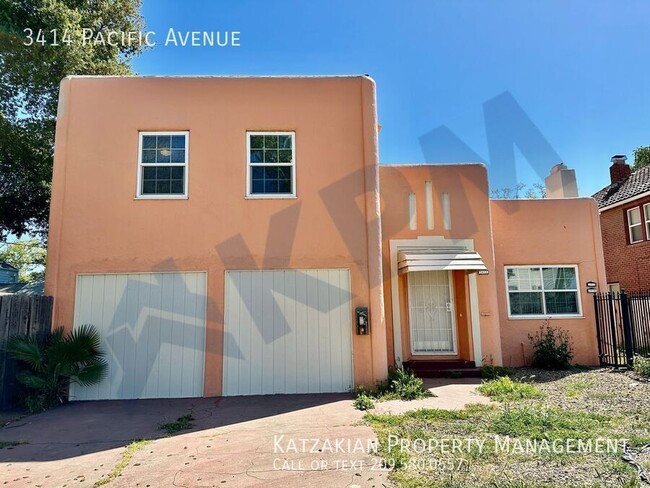 Building Photo - Adorable 2-Story 3-Bedroom 2.5-Bath Home f...