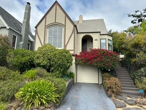 Building Photo - Oakmore Tudor with Large Backyard and Deck
