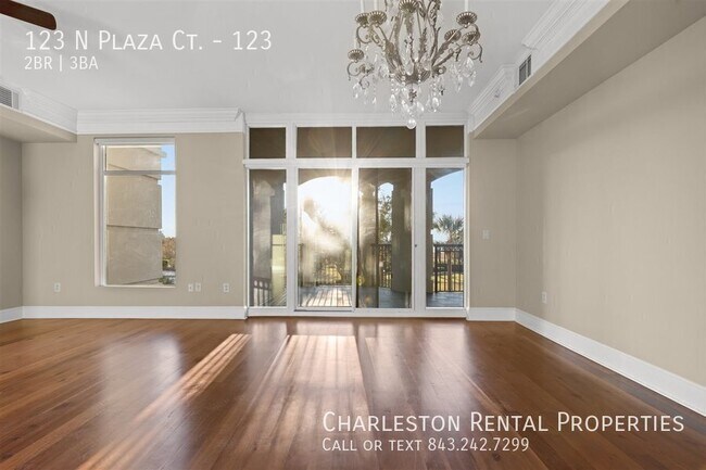 Building Photo - 123 N Plaza Ct