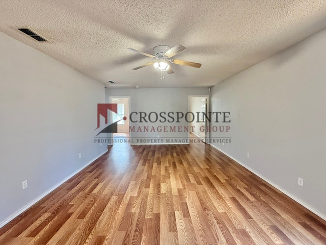 Building Photo - Lease Takeover Opportunity Available!