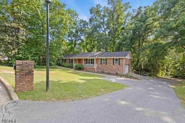 Building Photo - 3620 Barbary Dr