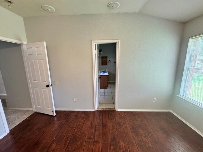 Building Photo - 3224 Arroyo Bluff Ln