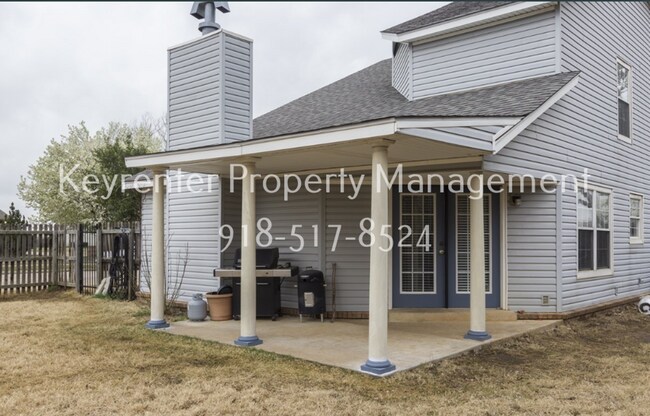 Building Photo - 3 Bed | 2.5 Bath in Jenks!