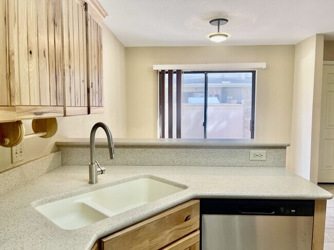 Building Photo - 2711 Grants Lake Blvd