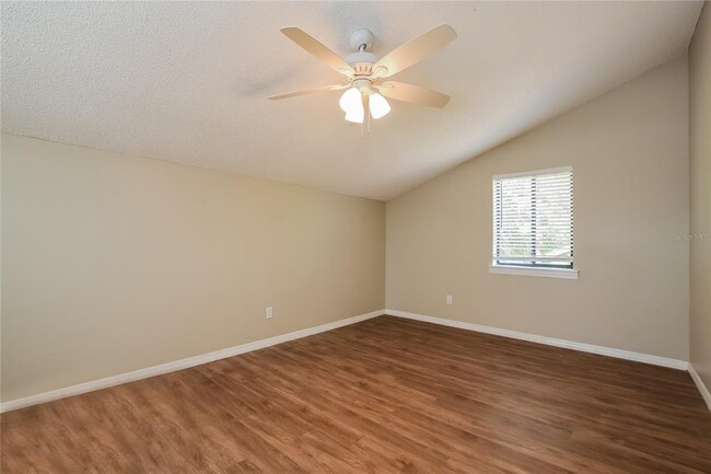 Building Photo - 2997 Moore Dr