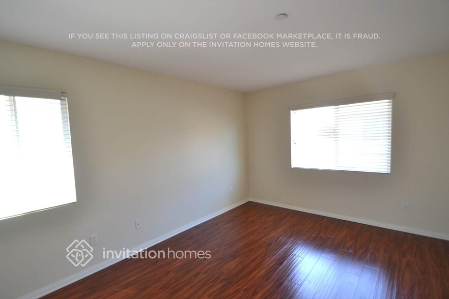 Building Photo - 9354 Burnet Ave