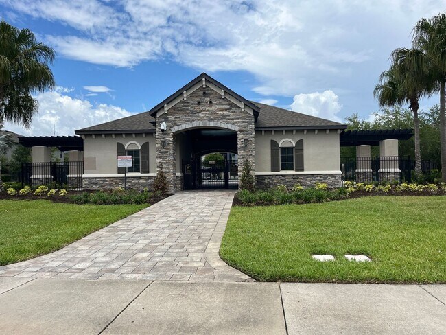 Building Photo - 11950 Sands Cv