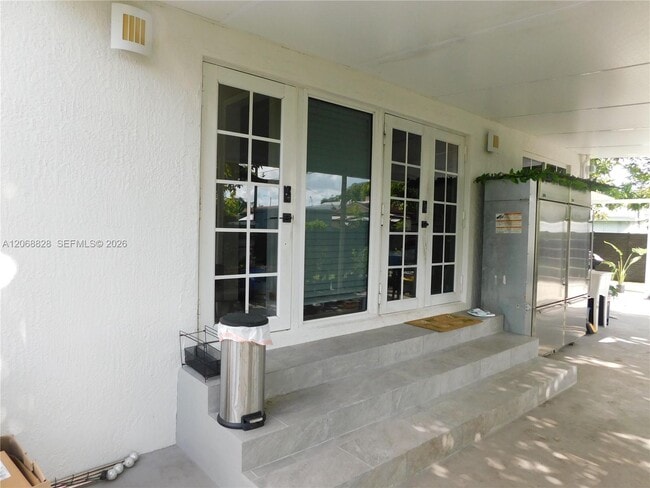 Building Photo - 1851 NW 32nd Ave