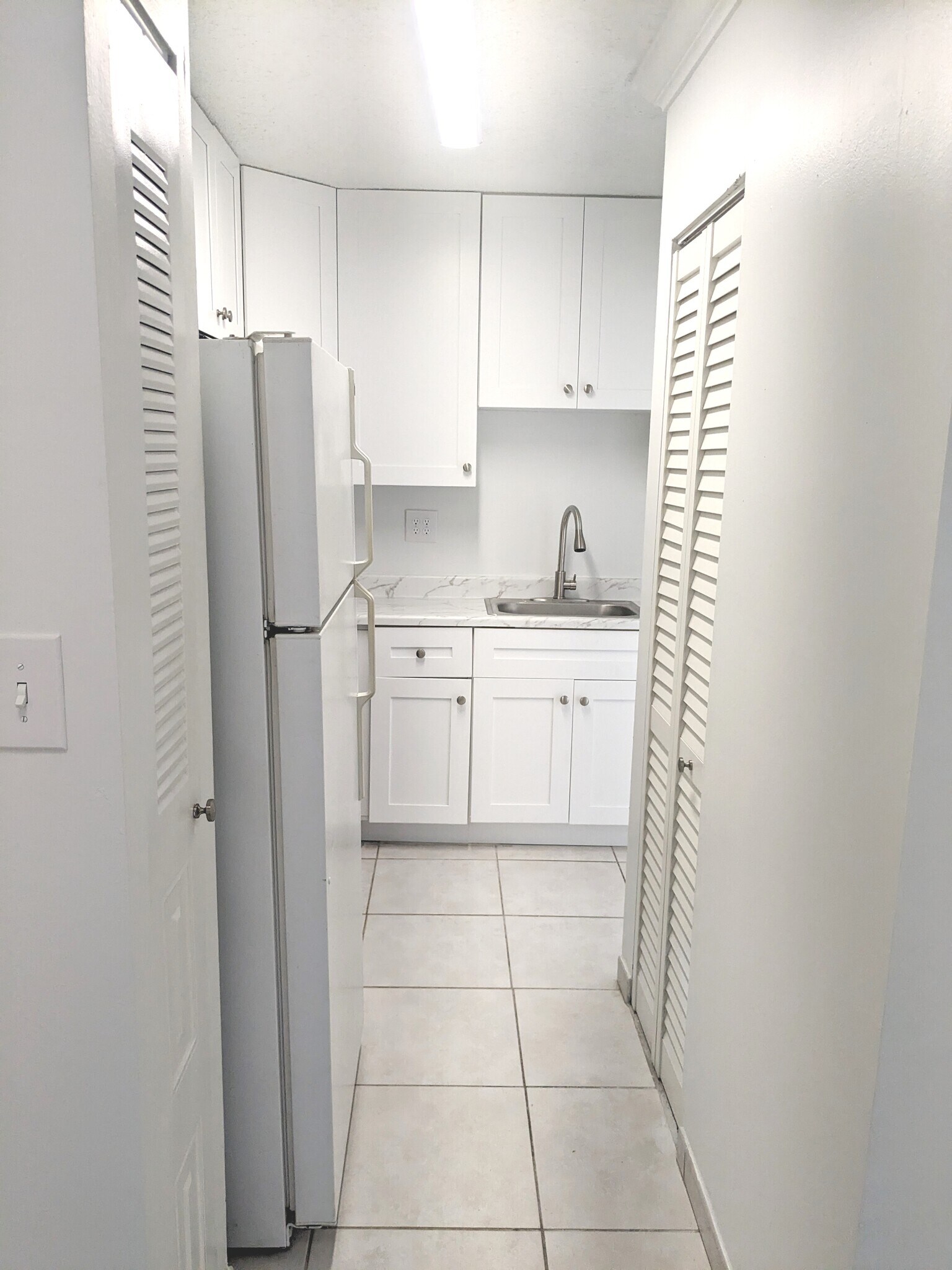 Building Photo - 9436 SW 140th Ct