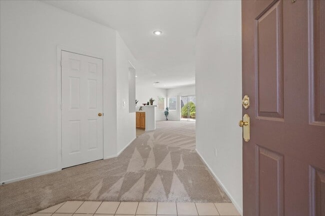 Building Photo - Fabulous Summerlin Single Story Home!