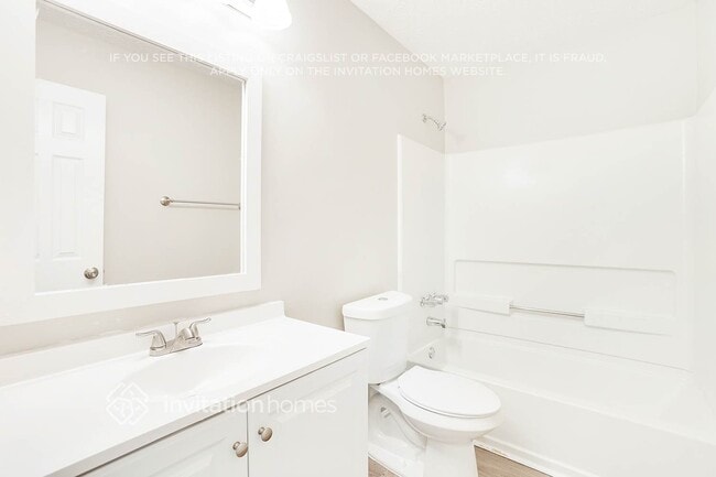Building Photo - 110 Bradley Pl