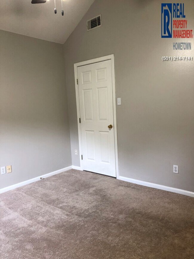Building Photo - 12900 Cherry Laurel Dr