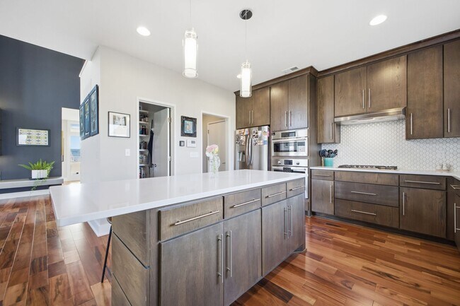 Building Photo - 4502 NW 70 Terrace