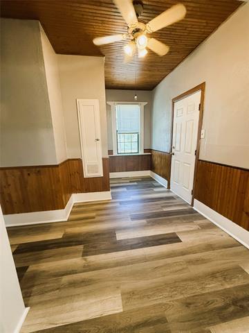 Building Photo - 1444 W 6th Ave