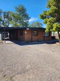 Building Photo - 1635 N Arcadia Ave