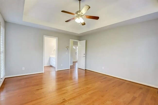 Building Photo - 74 Flanders Ct