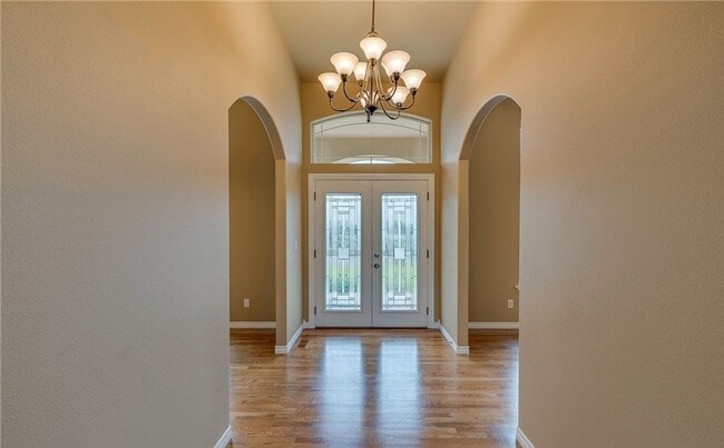 Building Photo - Gorgeous 4 bed, 3 full baths Craftsman Sty...