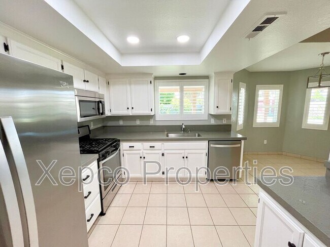 Building Photo - 68175 Perlita Rd