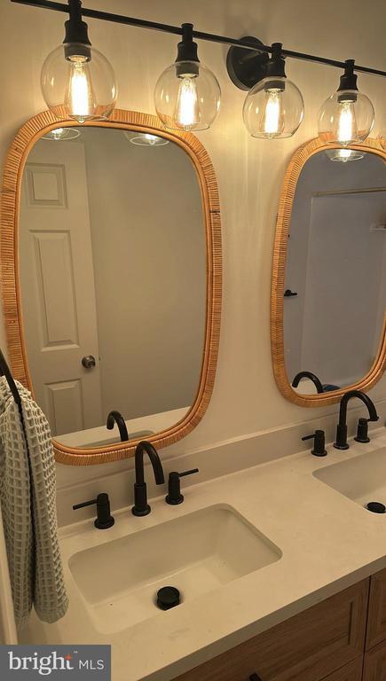 Building Photo - 1418 Shady Rst Rd