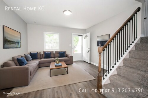 Building Photo - 1016 W Ashbury St