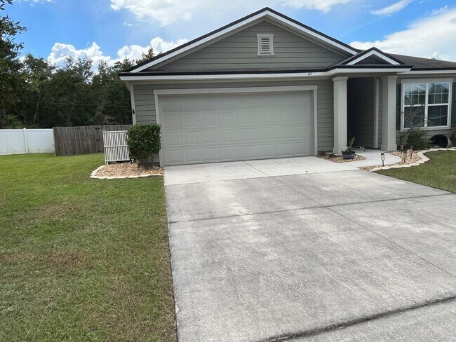 Building Photo - West Magnolia 3BR / 2BA Home Clay County