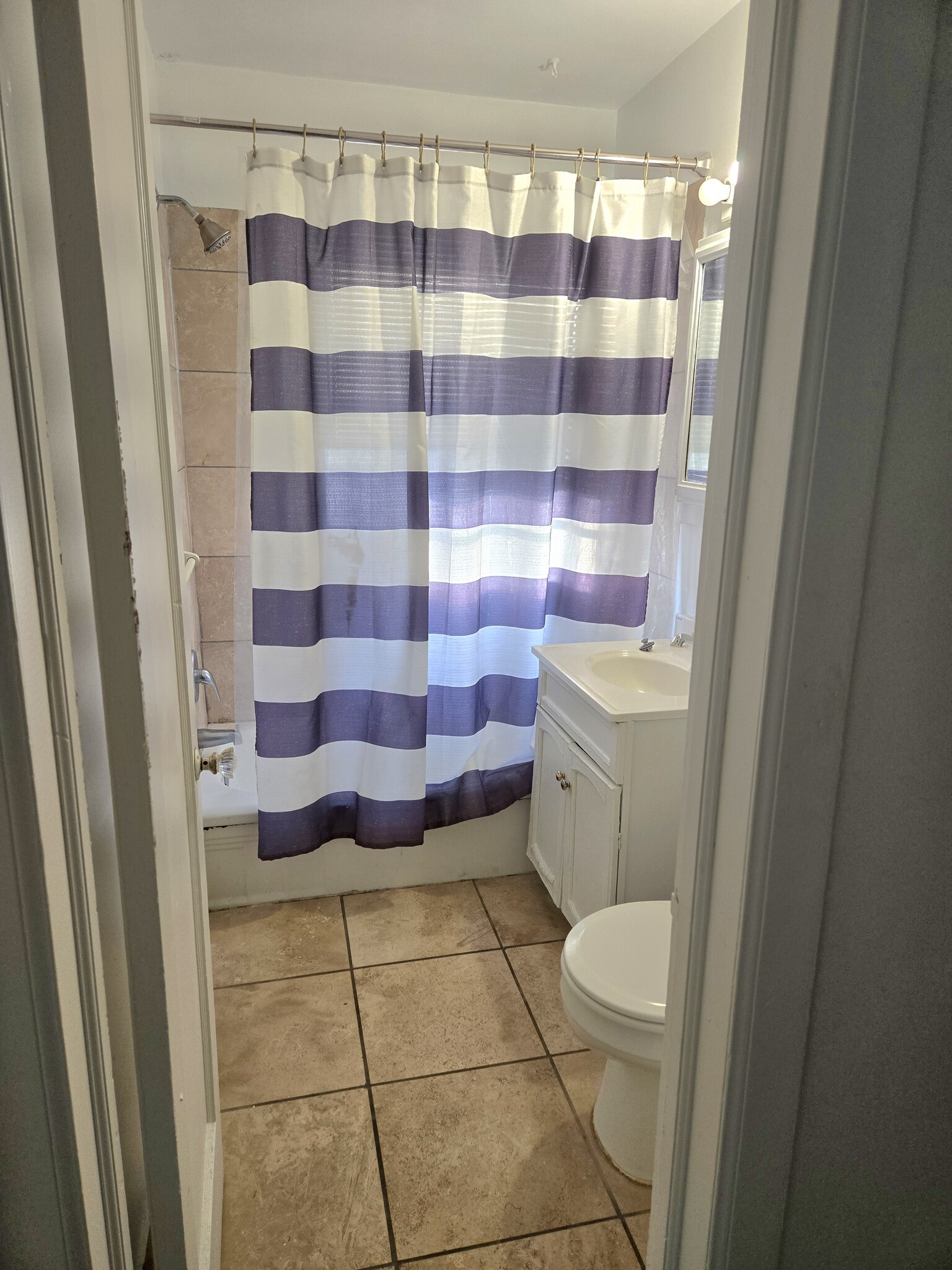 Building Photo - 3913 Thomas Ave N