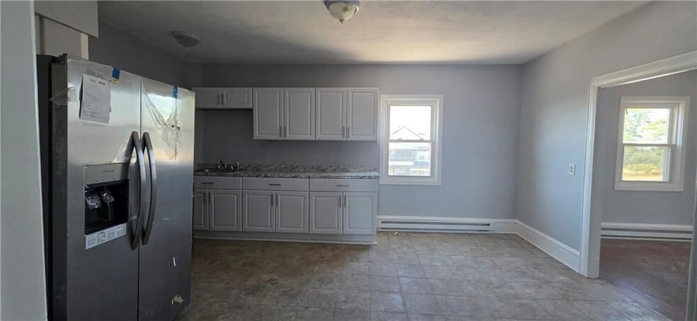 Building Photo - 62 Main Rd