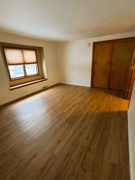 Building Photo - 142 Northwood Dr