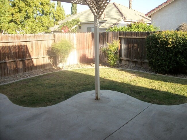 Building Photo - Coming Soon Charming 3-Bedroom Home in Tev...