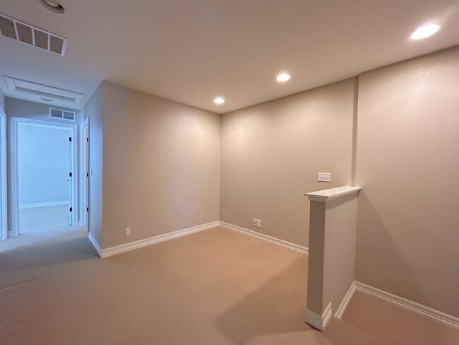 Building Photo - 2846 Iola St