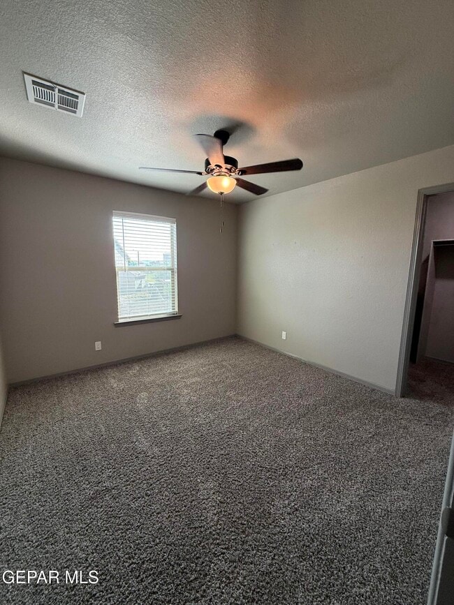 Building Photo - 14405 Eastbrook Dr