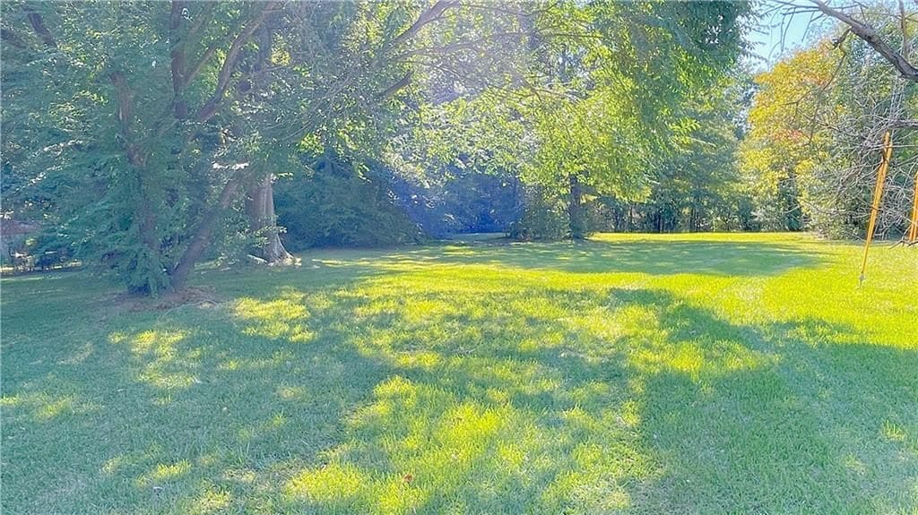 Building Photo - 122 Barnesville Rd